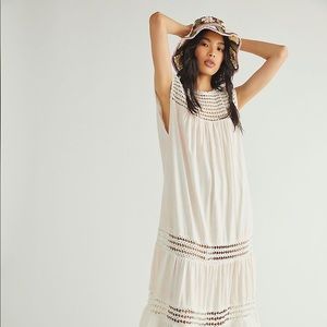Free People boho maxi dress. NWT, pale pink